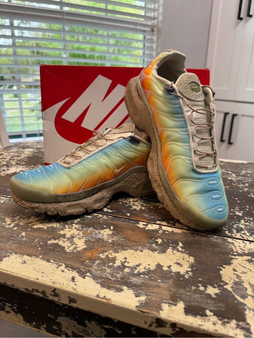 🔥Womans 9.5 Air Max Plus TN “Sandy Sunset” Colorway HF5762-912🔥